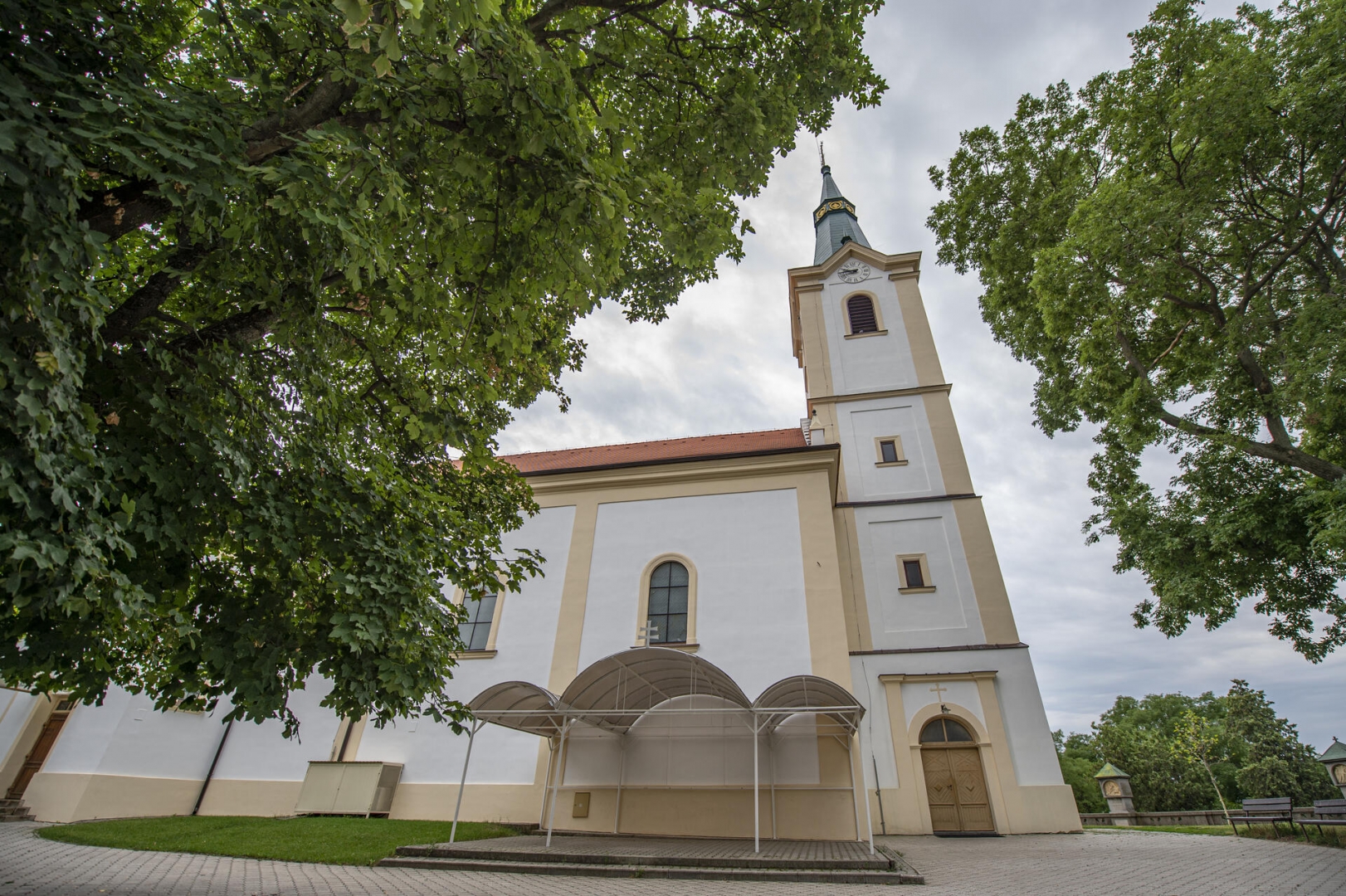 KOSTOL SVÄTÉHO MIKULÁŠA BISKUPA